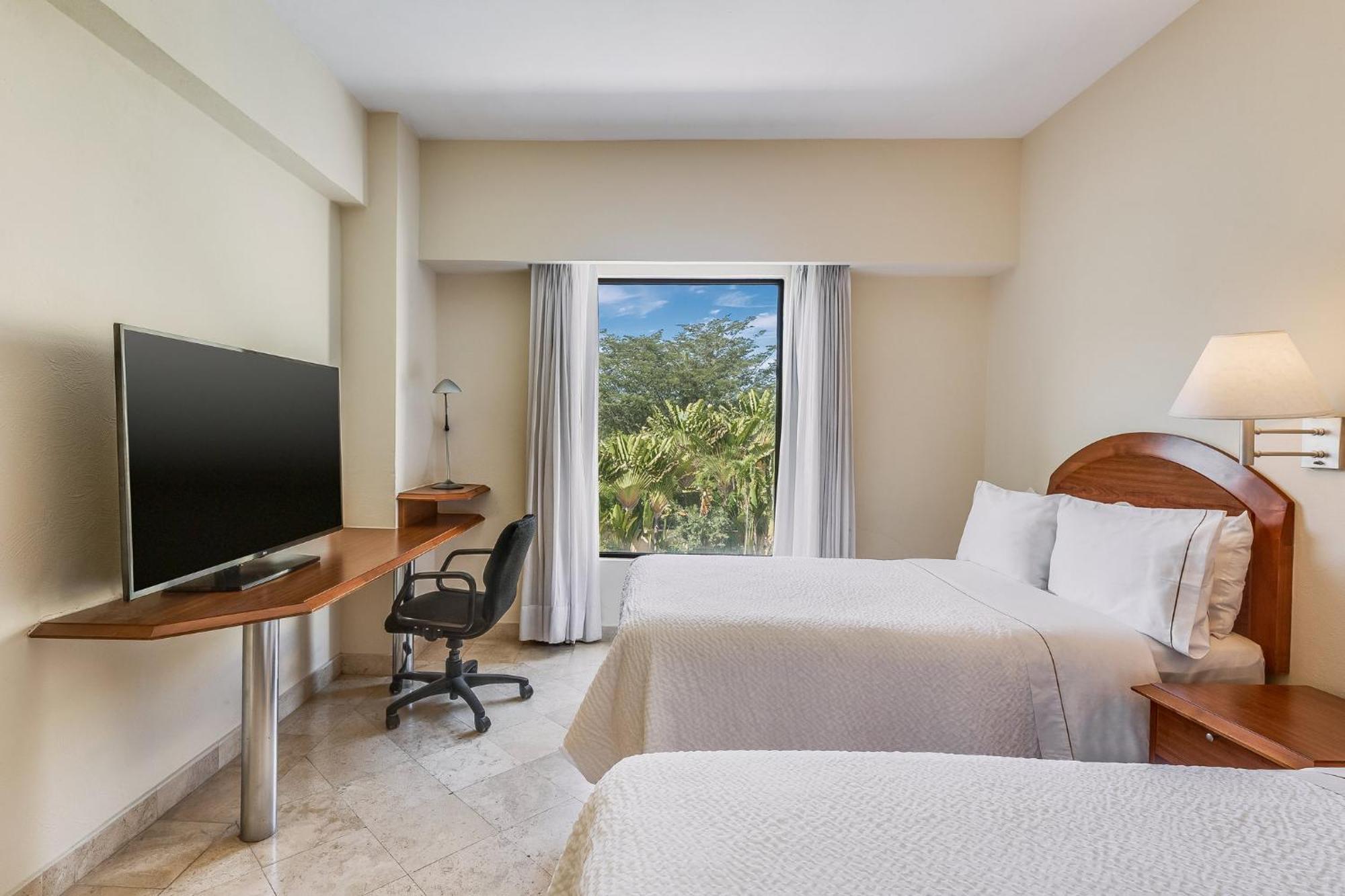 Fiesta Inn Колима Экстерьер фото