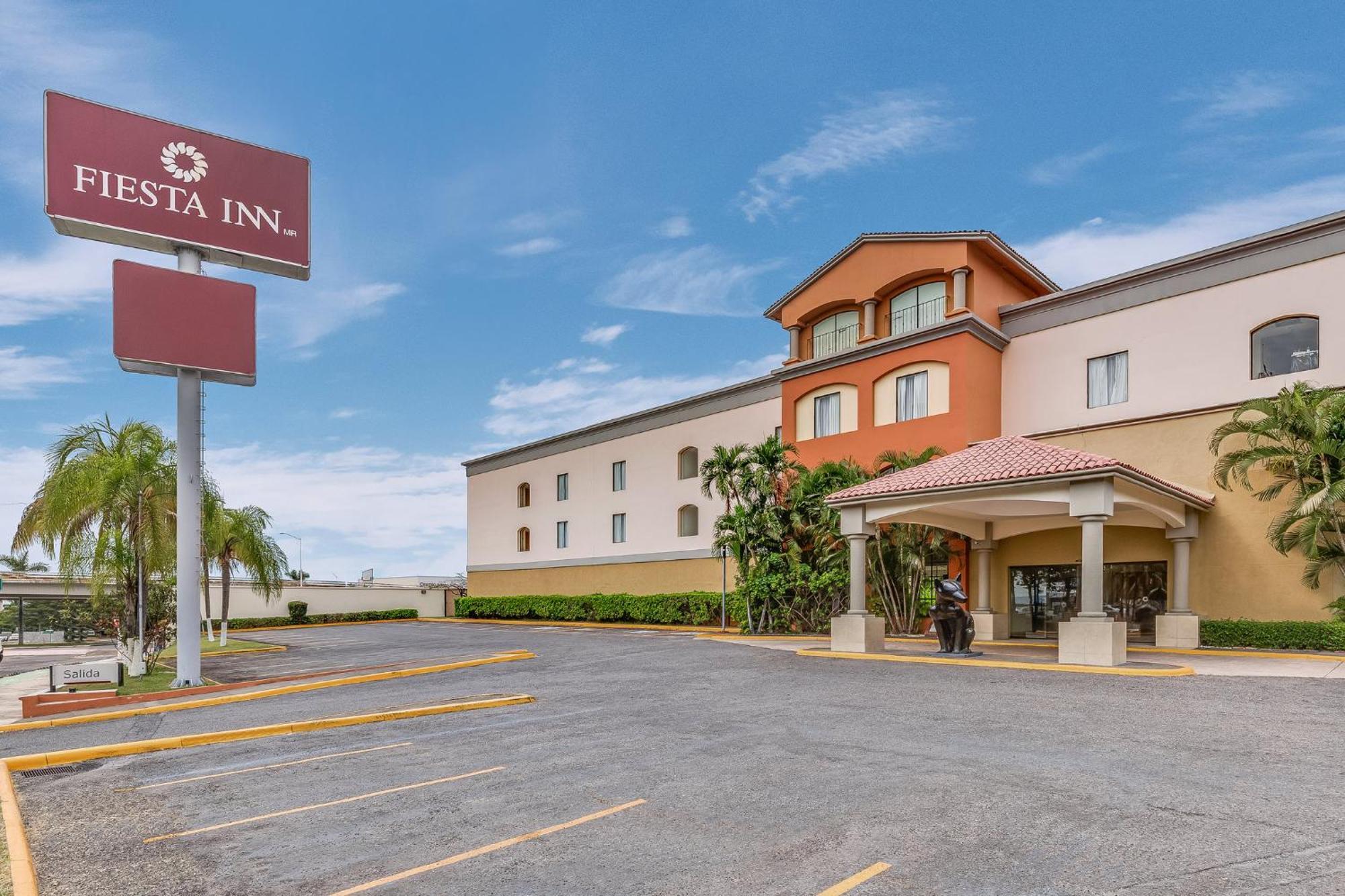 Fiesta Inn Колима Экстерьер фото